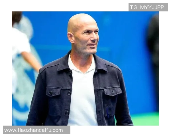 齐达内：从球场传奇到足坛导师的华丽转身与不朽影响